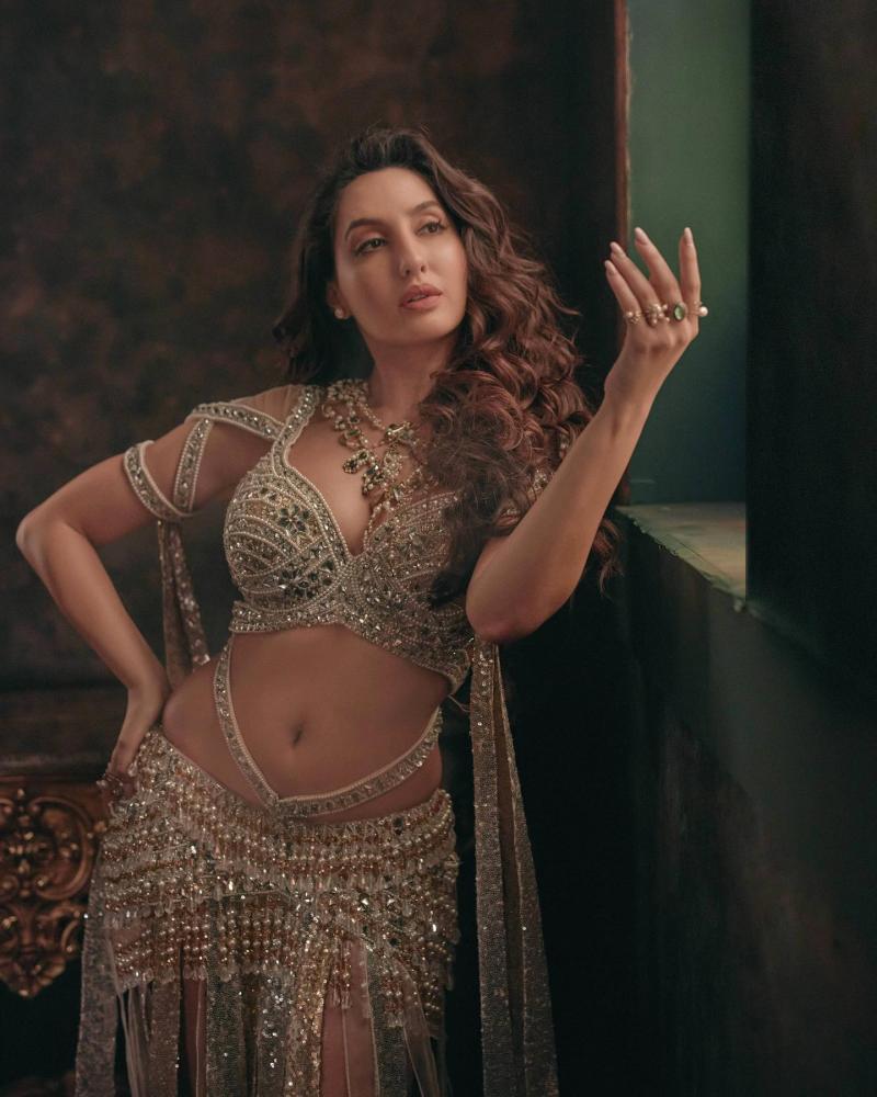 nora-fatehi-hot-photos